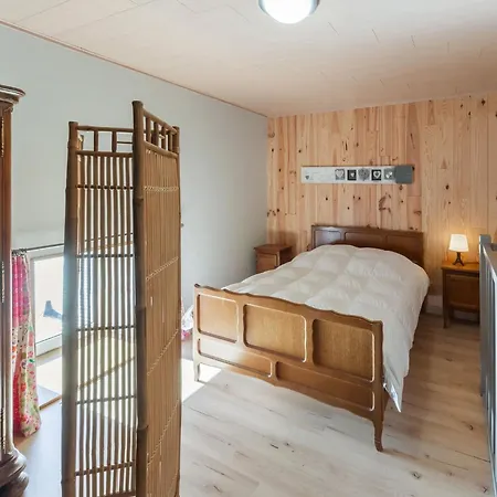 In Houffaliz With Garden 펜션