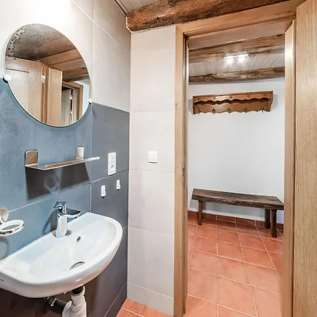 펜션 In Houffaliz With Garden 나드린