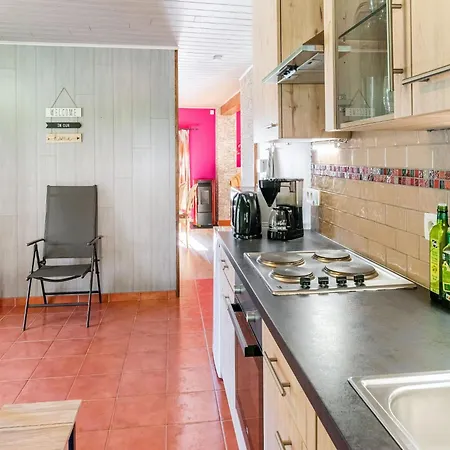 펜션 In Houffaliz With Garden