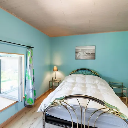 In Houffaliz With Garden 펜션