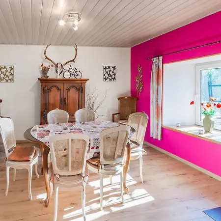 In Houffaliz With Garden 펜션 나드린