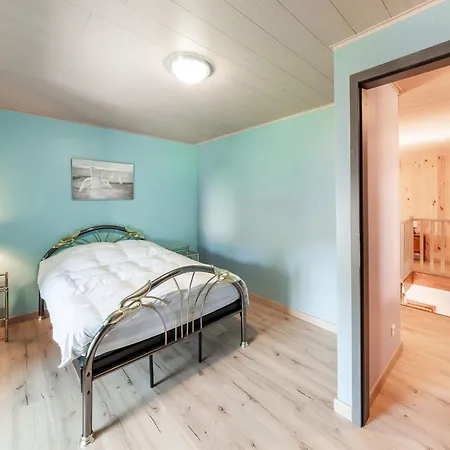 In Houffaliz With Garden *